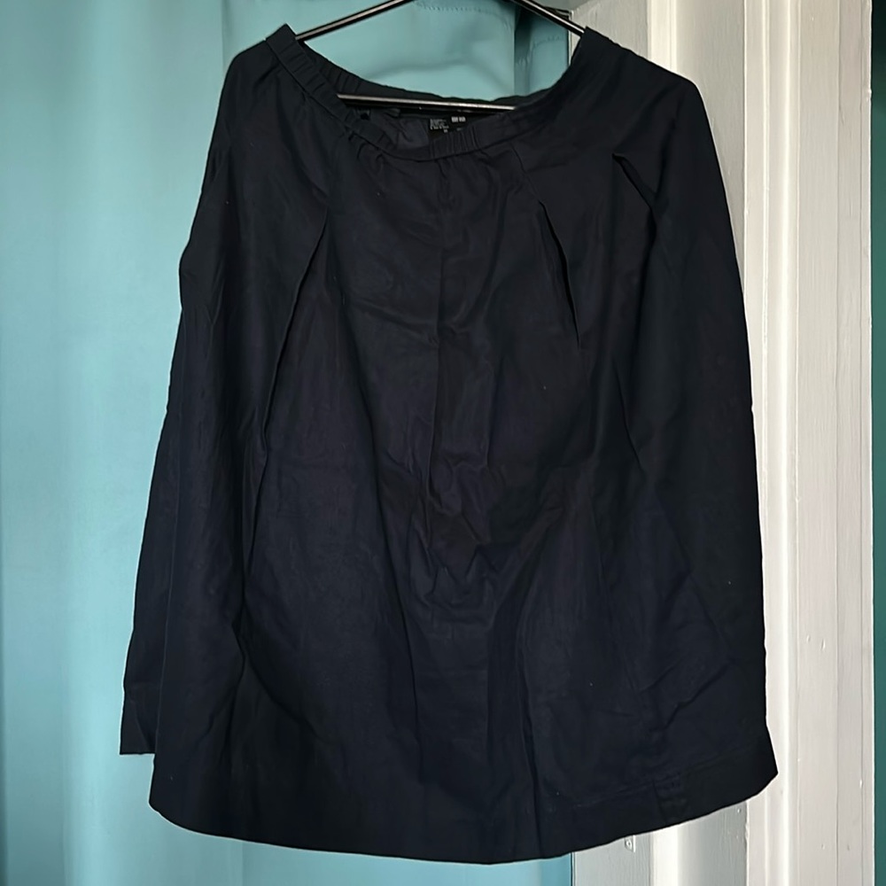 Dark blue Uniqlo skirt
